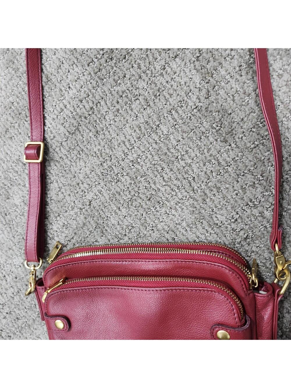 Minooy Red Leather Crossbody Bag Size Medium - Picture 11 of 14